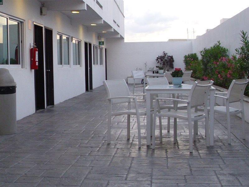 Hotel Del Sol Канкун Экстерьер фото