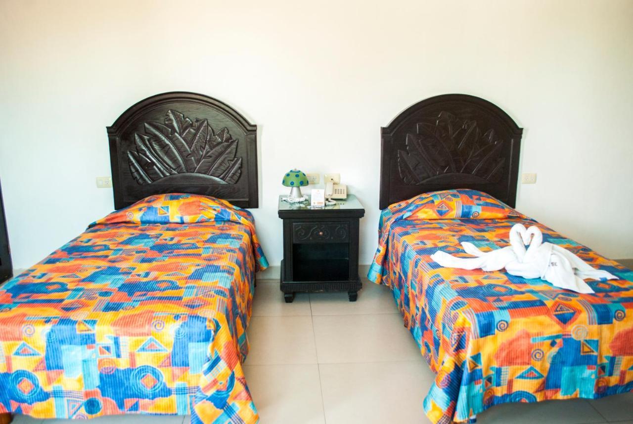 Hotel Del Sol Канкун Экстерьер фото
